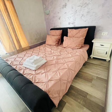 Urban Suites Iasi Extérieur photo