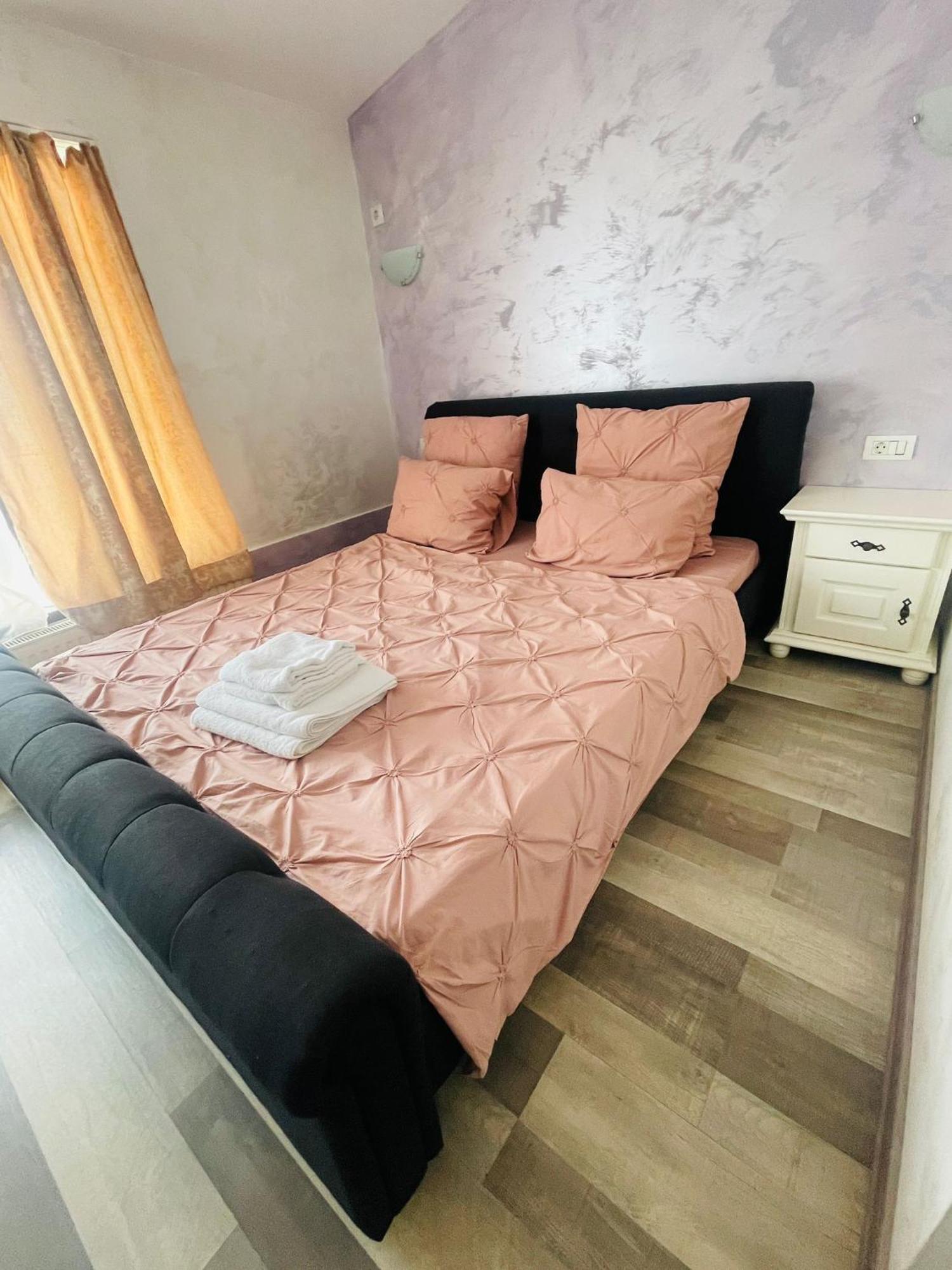 Urban Suites Iasi Extérieur photo