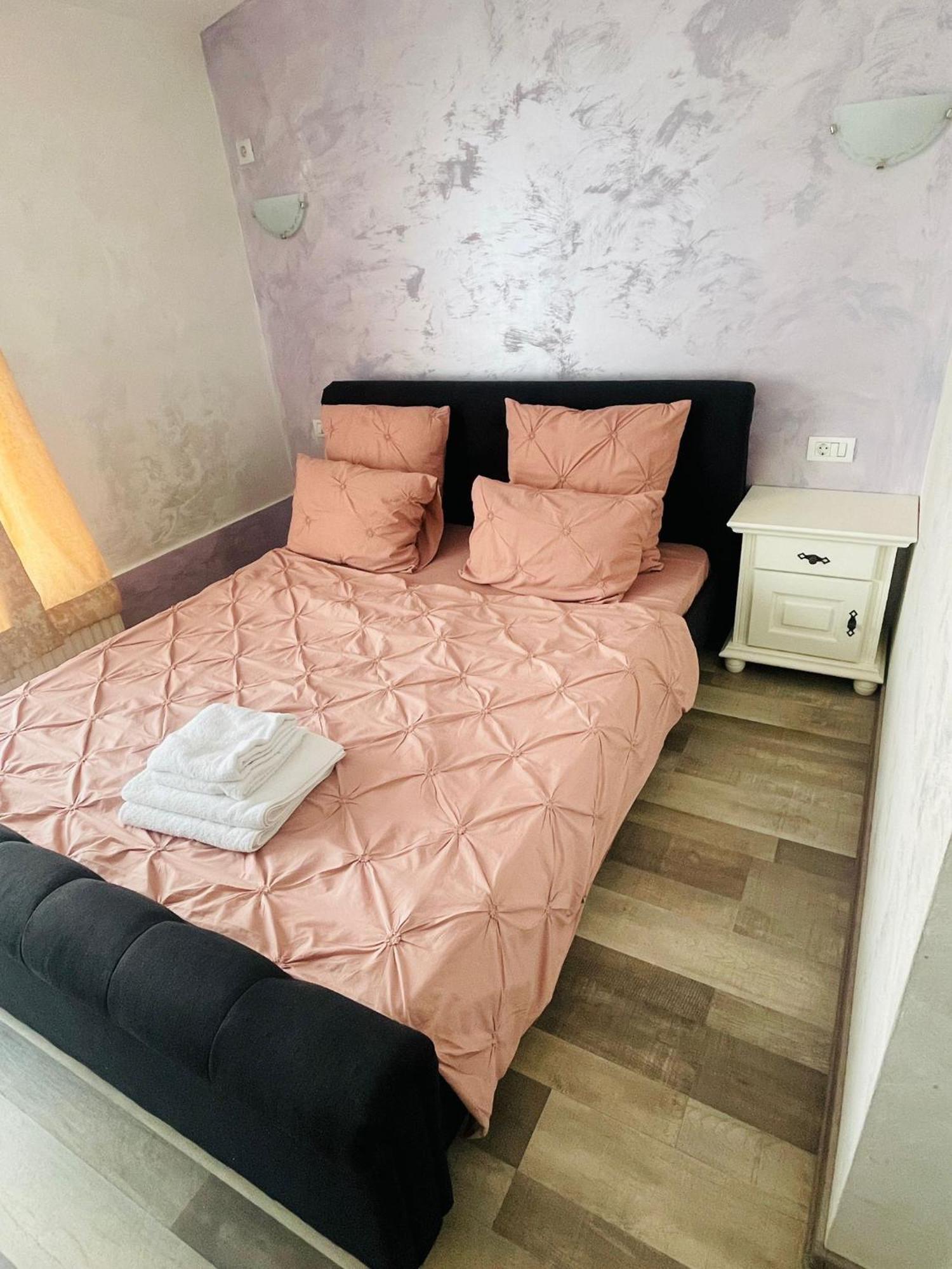 Urban Suites Iasi Extérieur photo